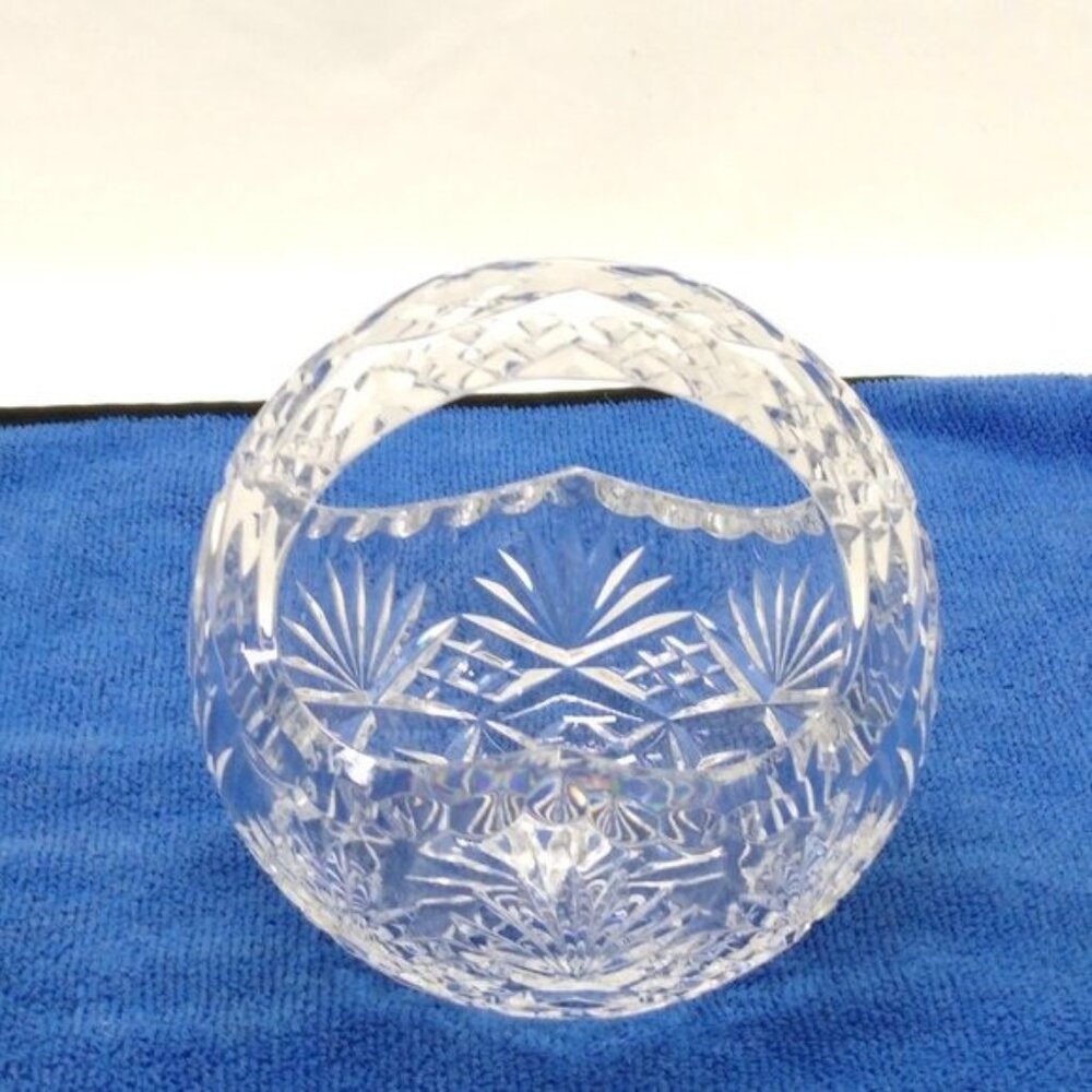 Crystal Clear Industries Bride's Basket Vintage Hand Cut 24% Lead Crystal 1980s
